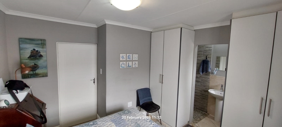 3 Bedroom Property for Sale in Paradise Beach Eastern Cape